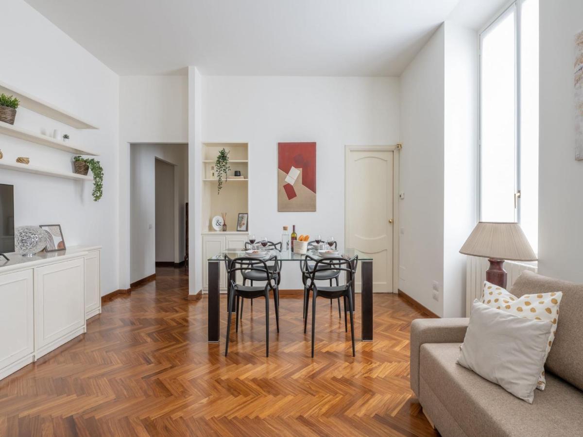 מילאנו The Best Rent - Gorgeous Two-Bedroom Apartment In Porta Nuova District מראה חיצוני תמונה
