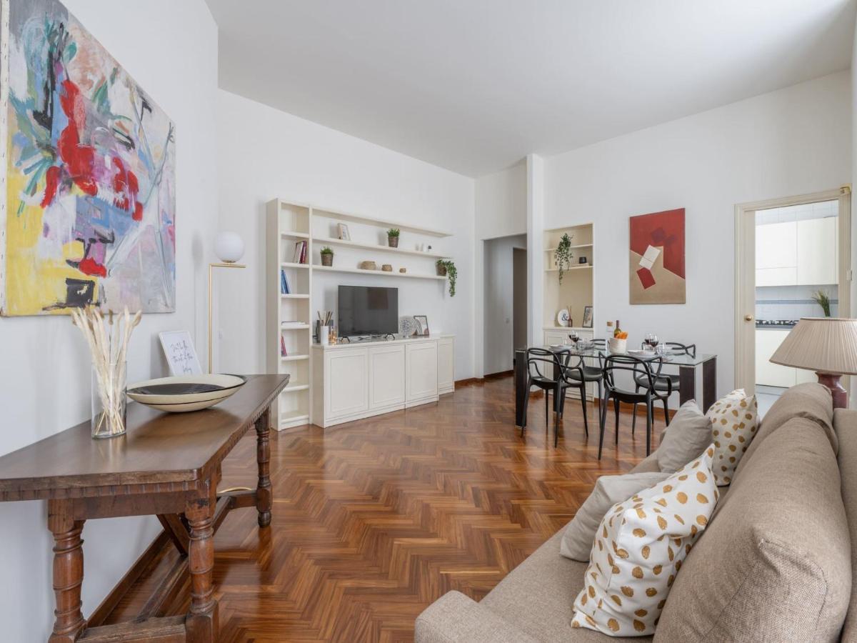 מילאנו The Best Rent - Gorgeous Two-Bedroom Apartment In Porta Nuova District מראה חיצוני תמונה