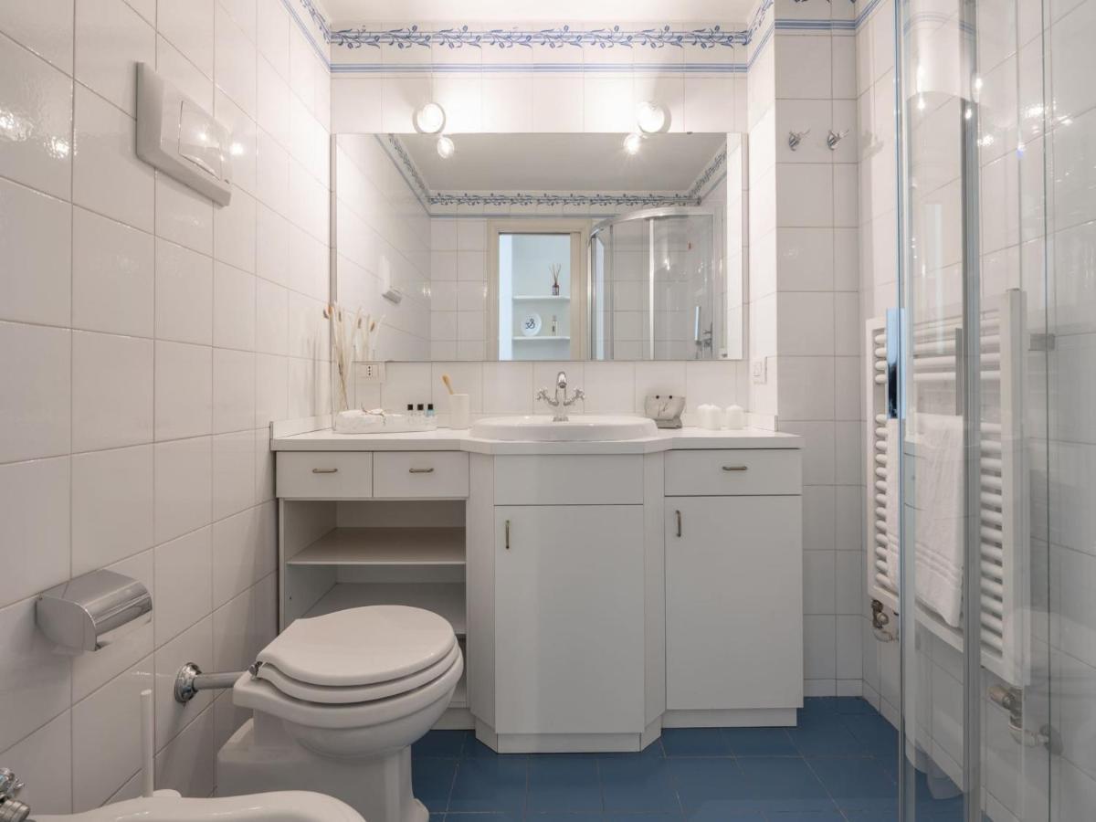 מילאנו The Best Rent - Gorgeous Two-Bedroom Apartment In Porta Nuova District מראה חיצוני תמונה